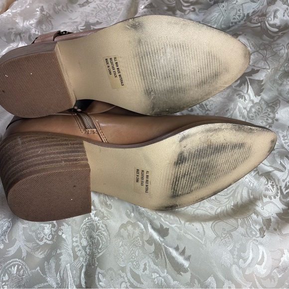 Dolce Vita Olida Chopout Boots - Picture 6 of 9